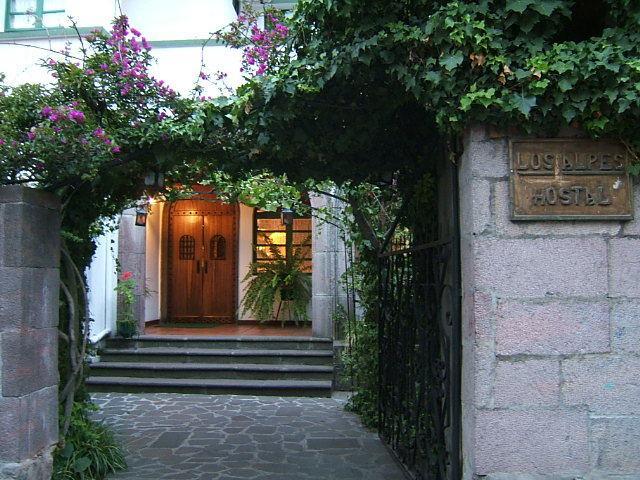 Hotel Los Alpes Quito Eksteriør billede